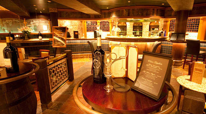 Vines Bar